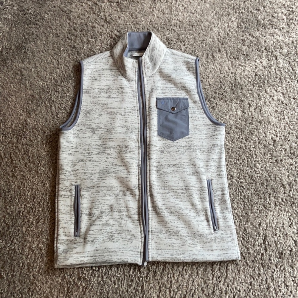 Criquet sweater fleece vest. “Silver Bullet” NWOT